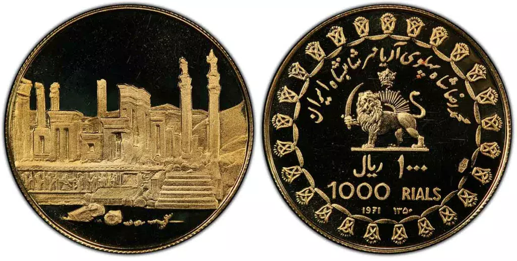 نمای پشت و روی سکه ۱۰۰۰ ریالی زمان پهلوی که در  یک طرف تصویری از تخت جمشید و طرف دیگر علامت شیر و خورشید قرار دارد.
