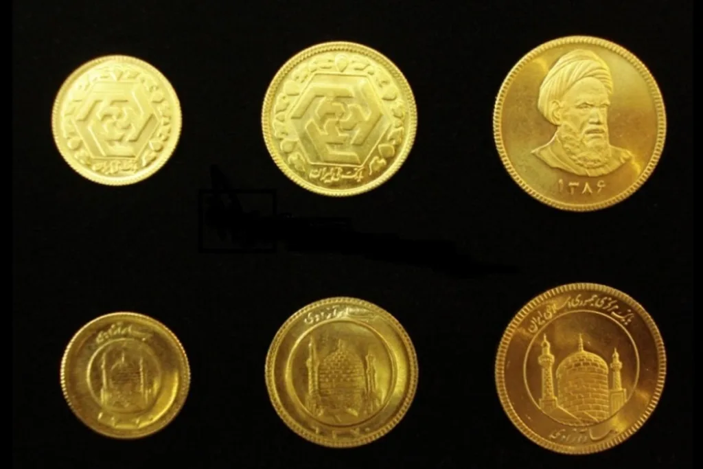 تصویری از پشت و روی سه سکه