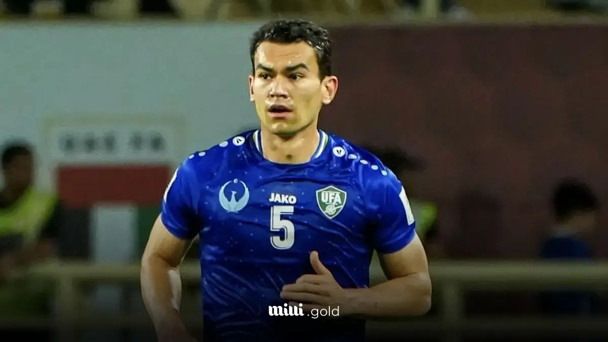 رستم آشورماتوف